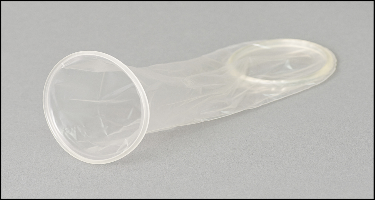 Female condom